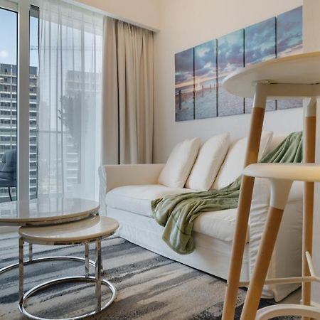 Fantastic One Bedroom Apartment With Burj-Khalifa View ドバイ エクステリア 写真